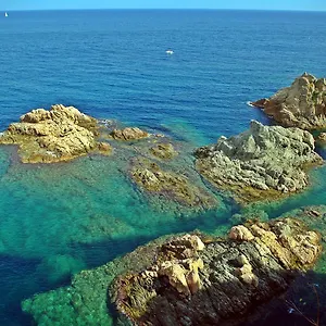 Lets Holidays Passeig Del Mar , Tossa de Mar Espagne